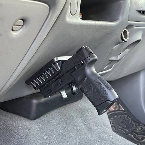 Magnetic Mount with Auto Loadr For All 9MM Pstls | Car Holster